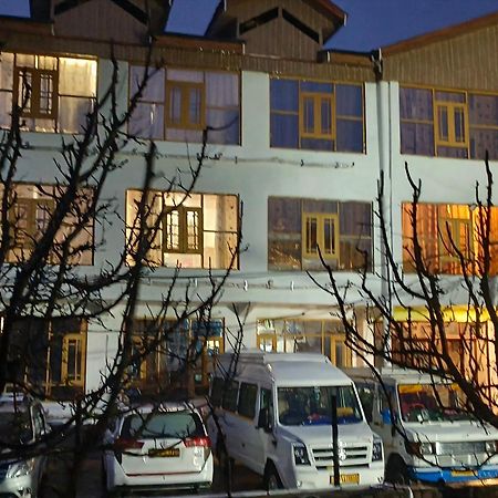 Hotel Gulmarg Residency, Kunzer Gulmarg Exterior photo