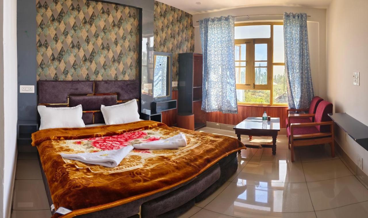 Hotel Gulmarg Residency, Kunzer Gulmarg Exterior photo
